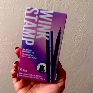 Kaja wink stamp